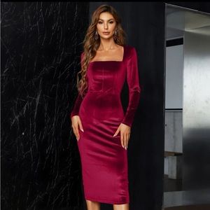 Velvet burgundy midi dress